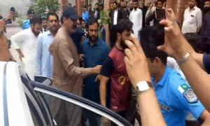ٹک ٹاکر ثنا یوسف قتل کیس میں ملزم عمر حیات مزید 3 روزہ جسمانی ریمانڈ پر پولیس کے حوالے