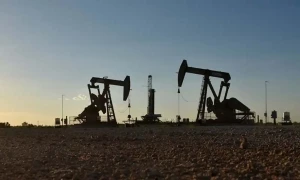 Oil tumbles to over one-week lows as Trump announces Israel-Iran ceasefire
