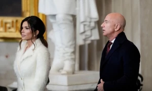 Glamour, gripes as celebs head to Venice for exclusive Bezos wedding
