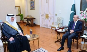 PM discusses Middle East situation with KSA, Qatari ambassadors