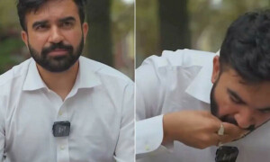 ظہران ممدانی پر ہاتھوں سے چاول کھانے پر تنقید، ایشیائی افراد کا بھرپور دفاع