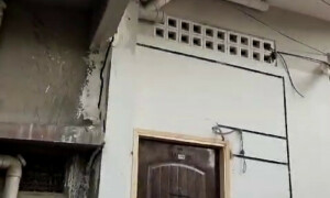 لیاری میں ایک اور بلڈنگ گرنے کے دہانے پر، 7 منزلہ رہائشی عمارت میں دراڑیں پڑ گئیں