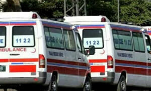 سوات: بحرین میں گاڑی گہری کھائی میں جاگری، 11 طلباء زخمی