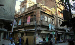 لاہور میں 84 عمارتیں خستہ حال، پنجاب بلڈنگ کنٹرول اتھارٹی نے نشان دہی کرلی