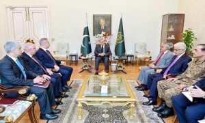 وزیراعظم سے ترک وزرائے خارجہ اور دفاع کی ملاقات، مختلف شعبوں میں تعاون مزید مضبوط بنانے کے عزم کا اعادہ