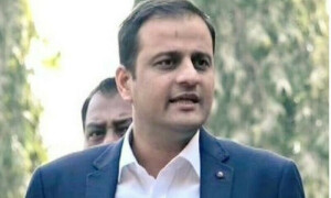 جس علاقے میں ان کا طوطی بولتا تھا آج وہاں پی پی کا جھنڈا لگا ہے، مرتضیٰ وہاب کا ایم کیو ایم پر طنزیہ وار