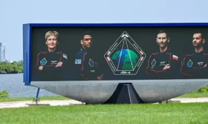 Astronauts from India, Poland, Hungary head for splashdown with NASA veteran