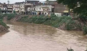 اگلے 24 گھنٹوں میں ملک میں شدید بارشوں کا امکان، ندی نالوں میں طغیانی کا خدشہ