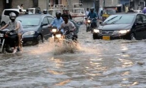 مون سون بارشیں: 24 گھنٹے میں مزید 15 افراد جاں بحق، مجموعی تعداد 193 ہوگئی