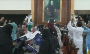 Governor Kundi administers oath to KP’s reserved seats members