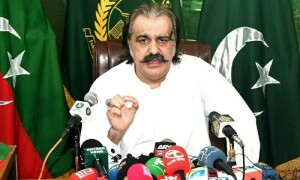 Gandapur decides to challenge oath-taking by KP governor in court
