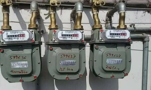 حکومت نے گھریلو گیس کنکشنز پر عائد پابندی ختم کرنے کا فیصلہ کرلیا