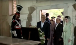 Iranian president pays tribute at Allama Iqbal’s mausoleum