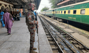 Jaffar Express halted after attack on pilot engine in Balochistan
