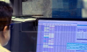 KSE-100 hits record high as bullish momentum drives market surge