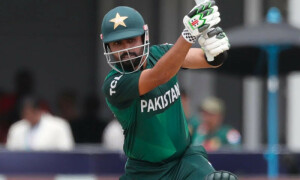 بابر اعظم کے پاس بڑا موقع: ون ڈے کرکٹ میں کون سے بڑے ریکارڈز توڑ سکتے ہیں؟