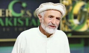 ’ایک سے آغاز، اب 100 سے زائد طلبا کی مدد‘: پاکستان کے مستقبل کے معمار سماجی کارکن ہدایت اللہ کی درخشاں کہانی
