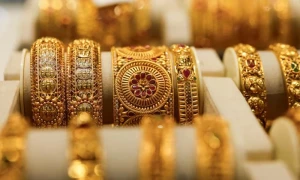 Gold loses shine in Pakistan as prices drop Rs3,600 per tola