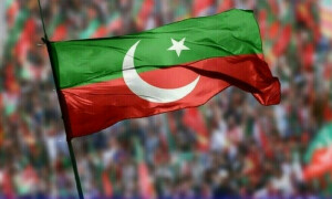 پی ٹی آئی پارلیمانی پارٹی اجلاس میں جھگڑا، ایم این ایز نے پارٹی قیادت کو ’کمپرومائز‘ قرار دے دیا