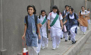 Karachi: All govt, private schools to remain closed tomorrow