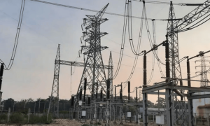 بارش کے باعث کراچی کے متعدد علاقے 48 گھنٹے سے بجلی سے محروم، شہری ذہنی اذیت میں مبتلا