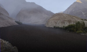 غذر میں گلیشیئر پھٹنے سے خوفناک تباہی، 80 فیصد مکانات سیلاب کی نذر، فصلیں تباہ