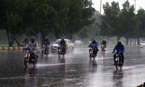 Potholes and pain: Karachi gears up for another monsoon spell
