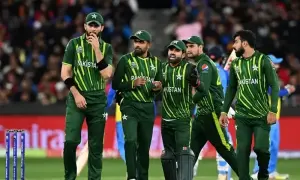 قومی کرکٹ ٹیم میں بڑی تبدیلیاں متوقع، کپتانوں کی تبدیلی کا امکان