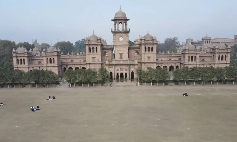 خیبرپختونخوا میں اسکولوں کے بعد اب کالجز کی بھی نجکاری خیبرپختونخوا میں اسکولوں کے بعد اب کالجز کی بھی نجکاری
