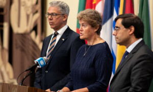 UK, France and Germany urge Iran to agree deal to delay UN sanctions