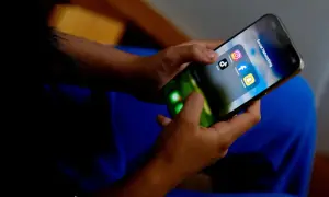 Australia bans teen’s social media: Selfie-based age estimation tools face scrutiny