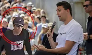 امریکا: چارلی کرک کے قاتل کی نشاندہی کرنے والے کیلئے1 لاکھ ڈالر کے انعام کا اعلان