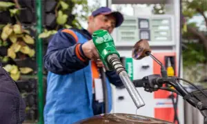 Petrol and diesel prices likely to rise in Pakistan