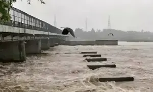 Flood ravages upper Sindh villages despite super flood threat subsiding