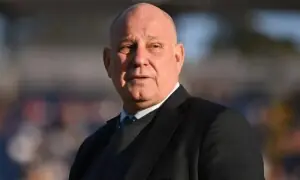 نو ہینڈ شیک تنازع: میچ ریفری اینڈی پائی کرافٹ نے پاکستان ٹیم کے کپتان اور منیجر سے معافی مانگ لی