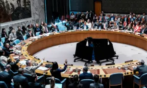 UN Security Council decides not to lift Iran sanctions, but still time to agree delay