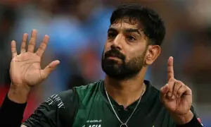 حارث رؤف نے باؤنڈری پر کھڑے ہوکر بھارت کا رافیل گرایا، وزیر دفاع گرویدہ