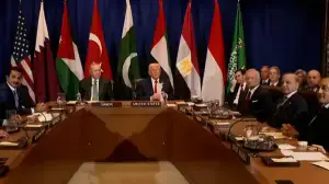 Trump meets Muslim leaders, urged to halt Gaza war