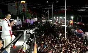 بھارتی اداکار و سیاستدان تھلاپتی وجے کی ریلی میں بھگدڑ، ہلاکتوں کی تعداد 39 ہوگئی