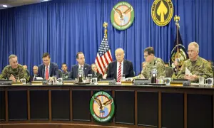 &rsquo;جو افسران میری پالیسیوں سے اختلاف کریں گے، انہیں برطرف کیا جائے گا&lsquo;؛ صدر ٹرمپ کی امریکی جنرلز کو دھمکی