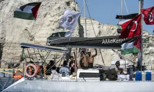 غزہ امداد لے جانے والے صمود فلوٹیلا پر اسرائیل کا حملہ: کئی جہاز اغوا، گریٹا تھنبرگ سمیت متعدد ارکان گرفتار