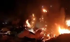 پاک افغان جھڑپ میں طیارہ گرائے جانے کا دعویٰ، تباہ شدہ فائٹر جیٹ بھارتی نکلا