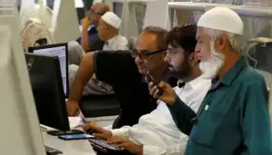 Bearish sentiment grips PSX as KSE-100 plunges 4,654 points