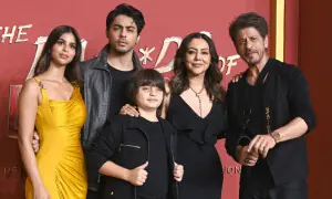 شاہ رخ خان کے گھر میں دیوالی کا جشن، تصاویر شیئر کردیں