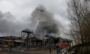 Russian missile and drone strikes on Kyiv leave one dead Russian missile and drone strikes on Kyiv leave one dead