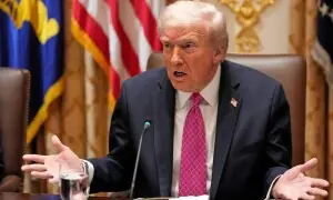 پاکستان اور افغانستان کے درمیان جنگ کا سنا ہے، مسئلہ حل کرنے کی کوشش کروں گا، ڈونلڈ ٹرمپ پاکستان اور افغانستان کے درمیان جنگ کا سنا ہے، مسئلہ حل کرنے کی کوشش کروں گا، ڈونلڈ ٹرمپ