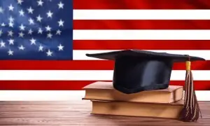 ییل یونیورسٹی نے بین الاقوامی طلبہ کے لیے مکمل مالی معاونت والے اسکالرشپ پروگرام کا اعلان کر دیا ہے ییل یونیورسٹی نے بین الاقوامی طلبہ کے لیے مکمل مالی معاونت والے اسکالرشپ پروگرام کا اعلان کر دیا ہے