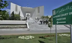 پی ٹی آئی نے عمرایوب کے خلاف نااہلی کی اپیلیں واپس لے لی پی ٹی آئی نے عمرایوب کے خلاف نااہلی کی اپیلیں واپس لے لی
