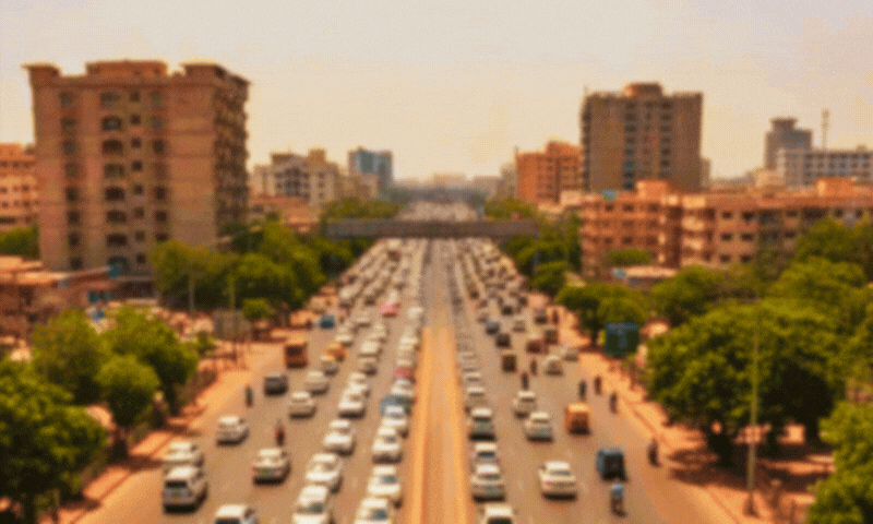 کراچی: دو دن میں ساڑھے 3 کروڑ کے ای چالان جاری، لاہور اور اسلام آباد میں جرمانہ کتنا؟