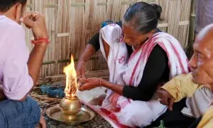 بھارت کا چھوٹا سا گاؤں ملک میں کالے جادو کا گڑھ کیسے بنا؟ بھارت کا چھوٹا سا گاؤں ملک میں کالے جادو کا گڑھ کیسے بنا؟